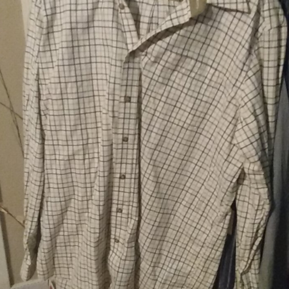 Button down casual - Picture 3 of 3